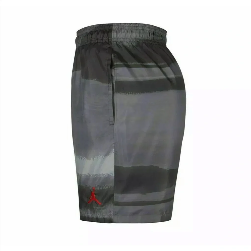 NWT Men’s Air Jordan Legacy Grey Charcoal Shorts Sz‎ Large